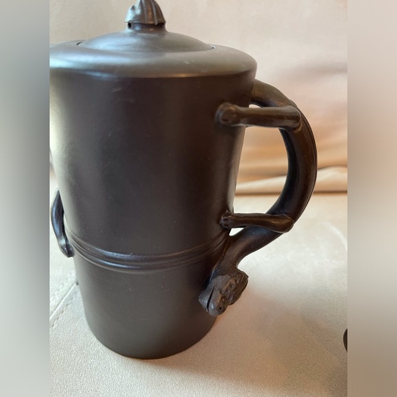 Clay Chinese Yixing Lizard Dragon Teapot with teacups - Picture 6 of 7